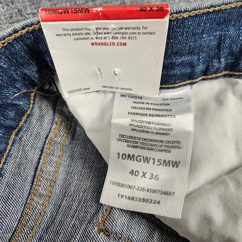 Wrangler relaxed fit